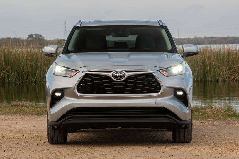 Por un problema, cientos de miles de nuevos Toyotas deben de ser retirados del mercado